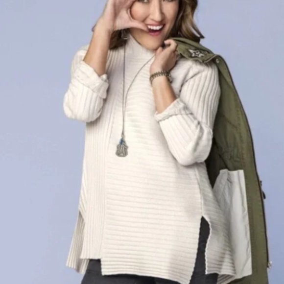 Cabi 3363 D ring pullover cream knit sweater size L NWT - Picture 9 of 10